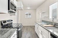 Building Photo - 2300 Brundage Ln