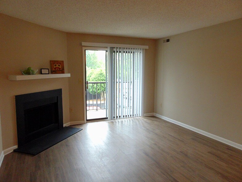 Lake Brandt Apartments 2403 Lake Brandt Pl Greensboro NC 27455