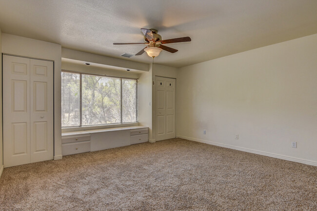 Building Photo - Beautiful home in Yavapai Hills!