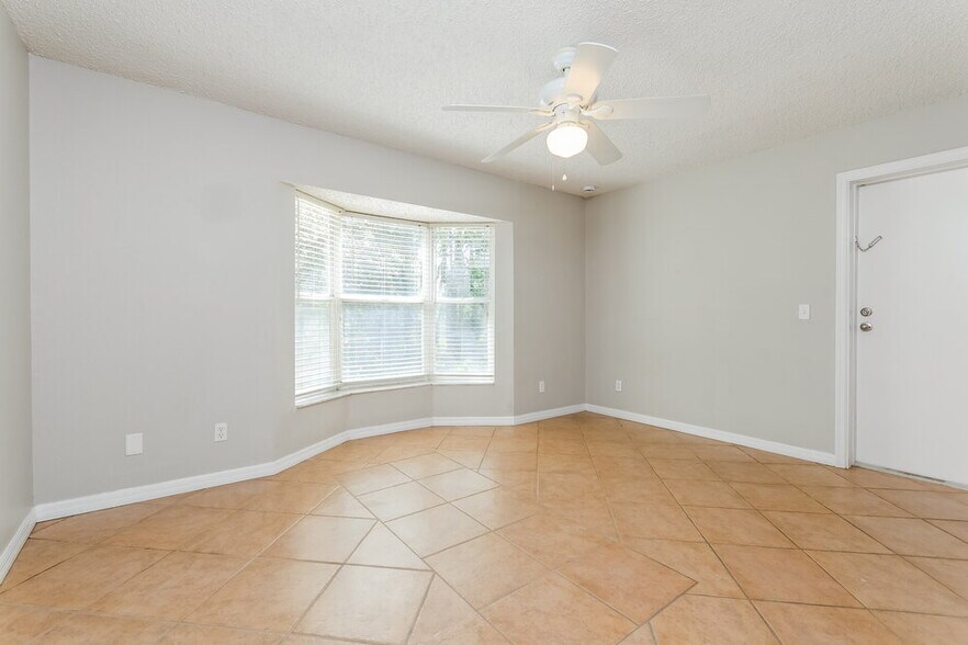 Building Photo - 8642 Wellington Loop