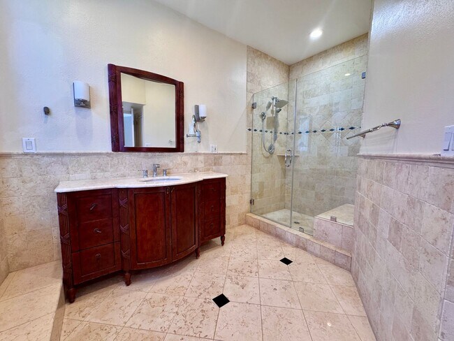 Building Photo - Beautifully remodeled 4 bedroom house in prime Woodland Hills Neighborhood