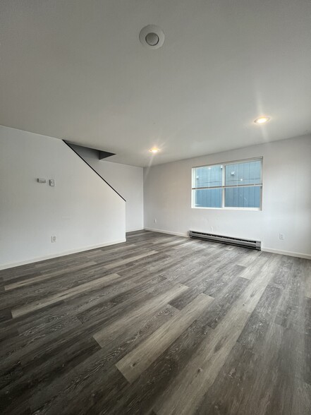 Building Photo - 1314 Chestnut St