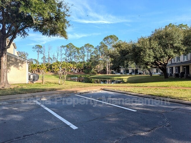 Building Photo - 5440 Carrollwood Key Dr