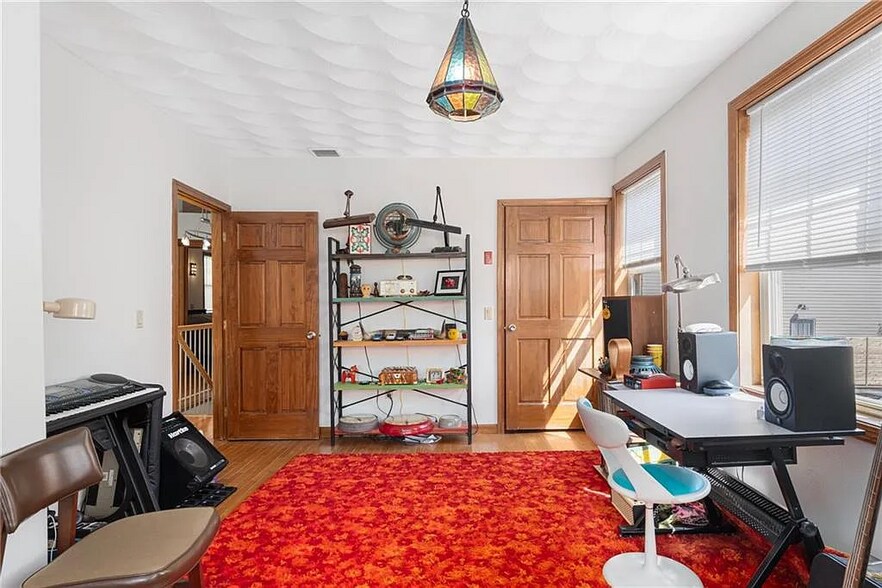 Building Photo - 18 Piedmont St