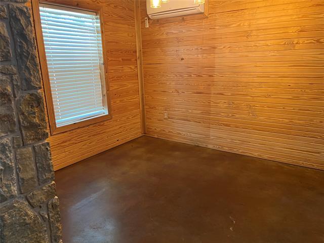 Building Photo - 1106 County Rd 301A