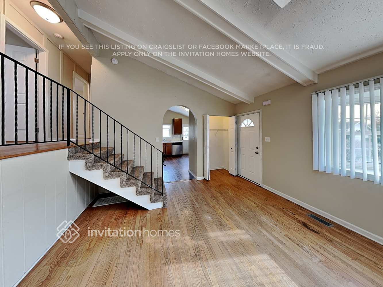 Building Photo - 144 E Drummond Ave