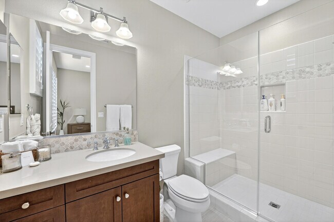 Building Photo - 55120 Autumn Valley Ct