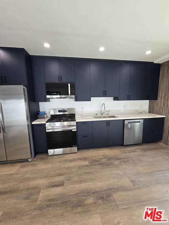 Building Photo - 14121 Califa St