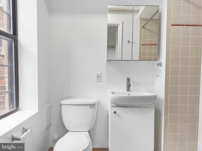 Building Photo - 1813 8th St NW