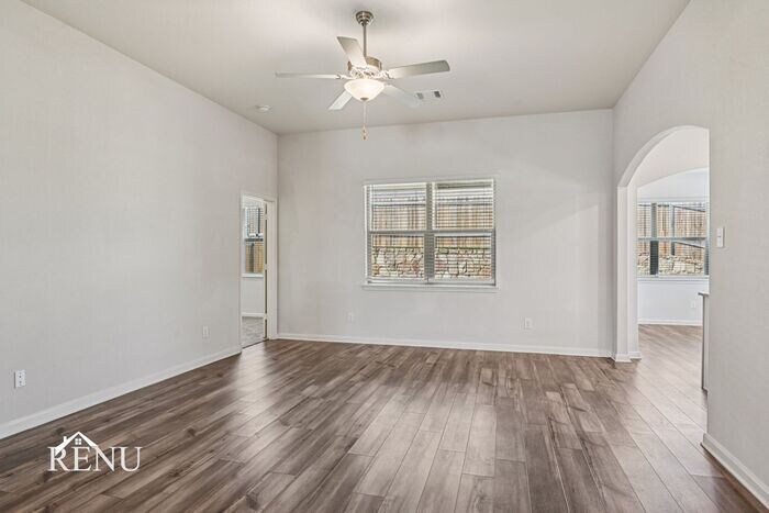 Building Photo - 329 Bearman Dr