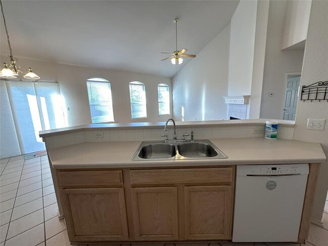 Building Photo - 7009 Cool Canyon Cove