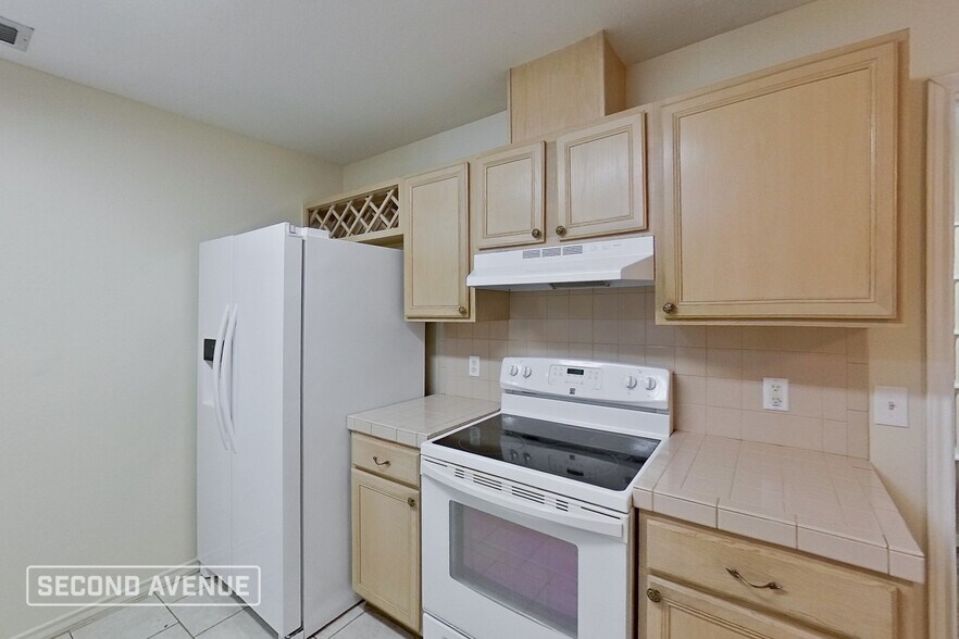 Building Photo - 7613 Timber Crest Dr