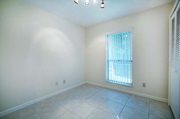 Building Photo - 261 Cypress Point Dr