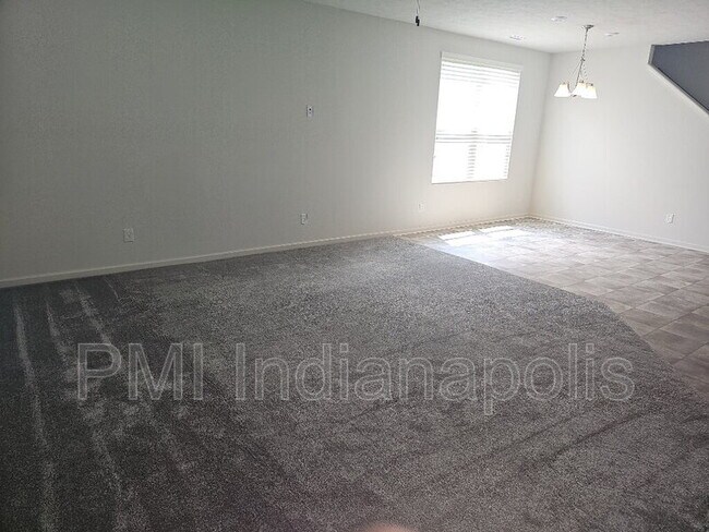 Building Photo - 15364 Staffordshire Wy