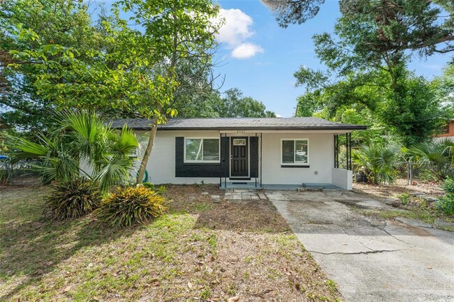 Primary Photo - 2503 Highlawn Ave