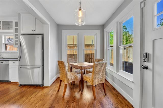 Building Photo - 6227 Lakeshore Dr