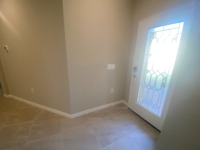 Building Photo - 15220 Cortona Wy