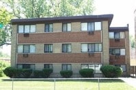 Building Photo - 963 E 84th St
