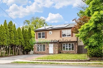 Building Photo - 755 Spring Valley Rd