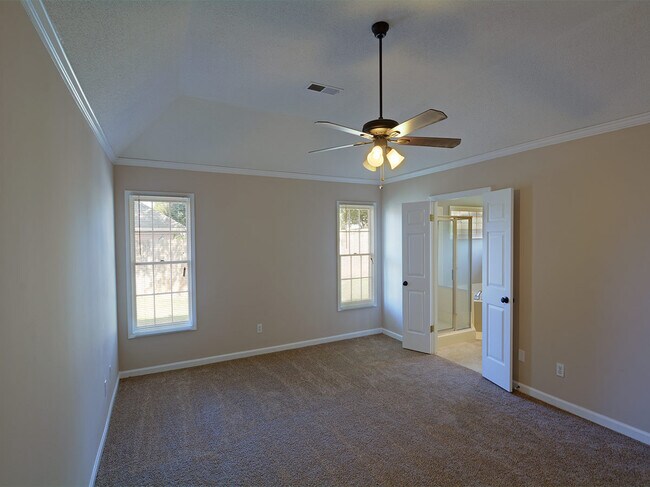 Building Photo - 4 Bed, 2 Bath in Cordova near Walnut Grove