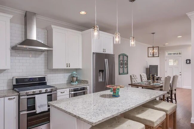 Building Photo - 1429 Park Ave