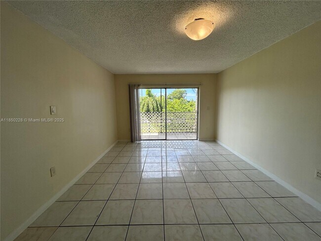 Building Photo - 3600 NW 21st St