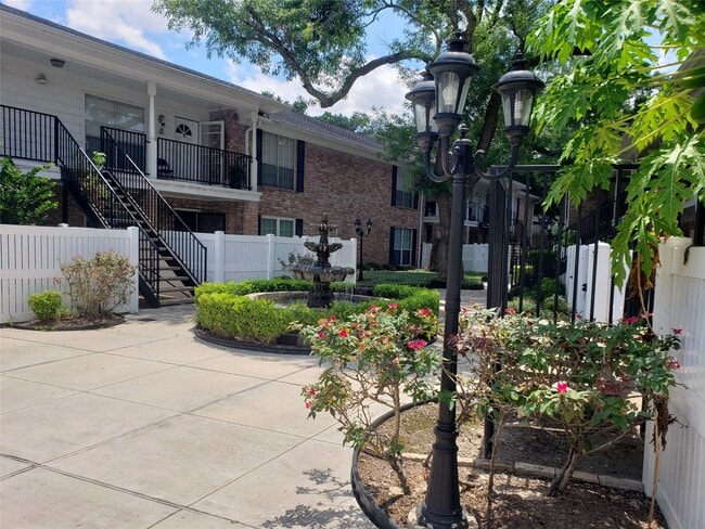 Building Photo - 14333 Memorial Dr