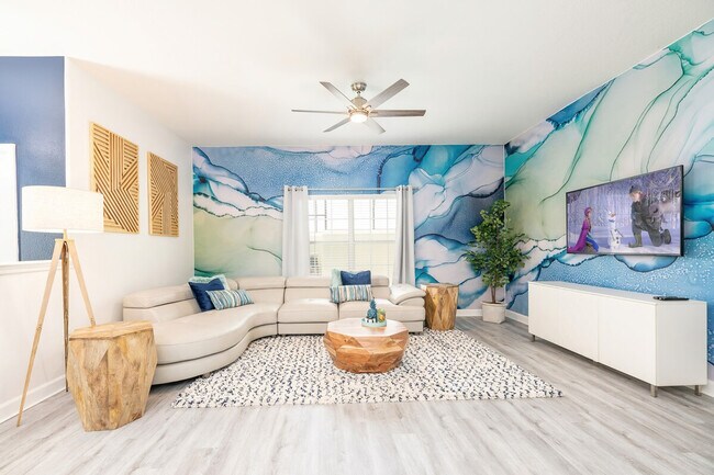 Building Photo - 8938 Cuban Palm Rd