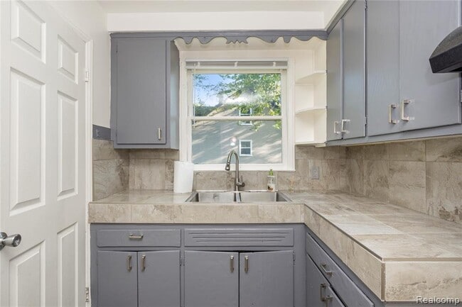 Building Photo - 20258 Caldwell St