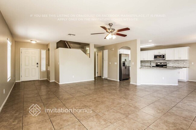 Building Photo - 186 N 224th Ln