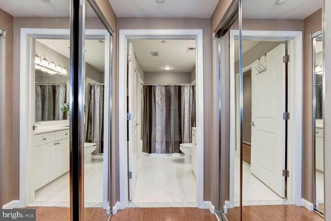 Building Photo - 11700 Old Georgetown Rd