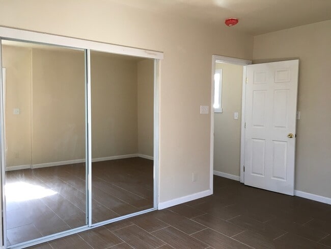 Building Photo - Beautifully 2Br, 2Ba Located near UOP