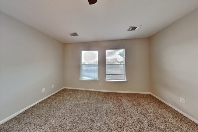 Building Photo - 10307 Summit Bridge Ln