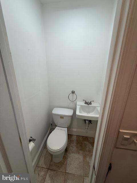 Building Photo - 423 Buchanan St NW