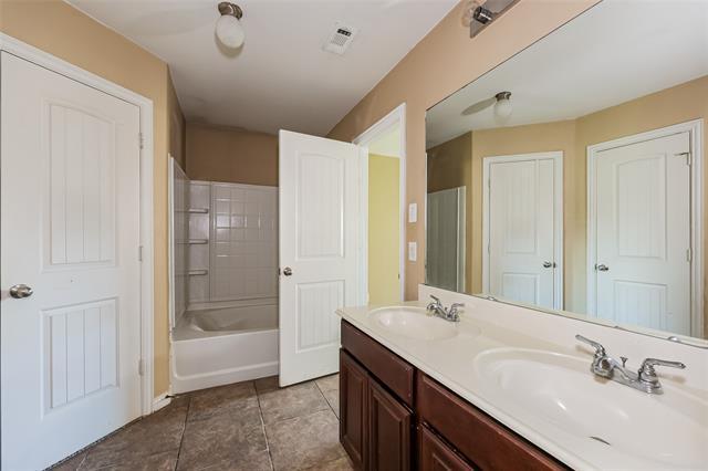 Building Photo - 7648 Rainbow Creek Dr