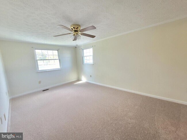 Building Photo - 6712 Grainary Ct