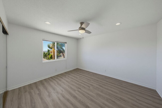 Building Photo - GORGEOUS VIEWS of Anahiem Hills