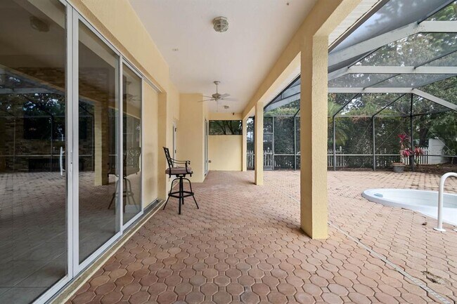 Building Photo - 3731 Gaviota Dr