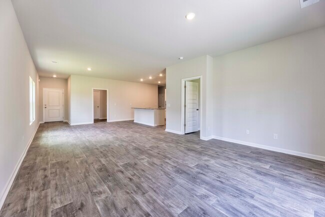 Building Photo - The Preserve at Hilton Head Lakes