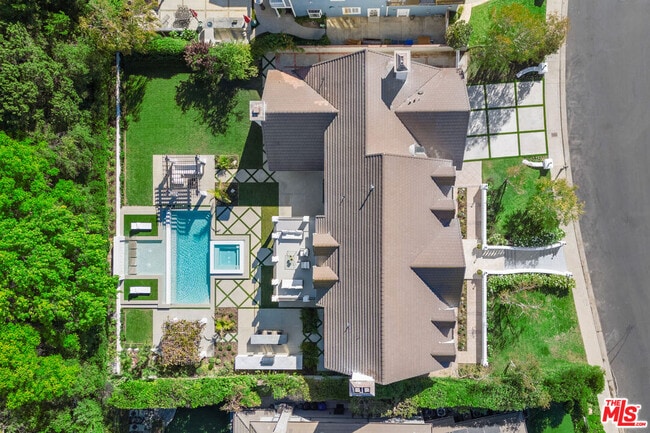 Building Photo - 4608 Westchester Dr