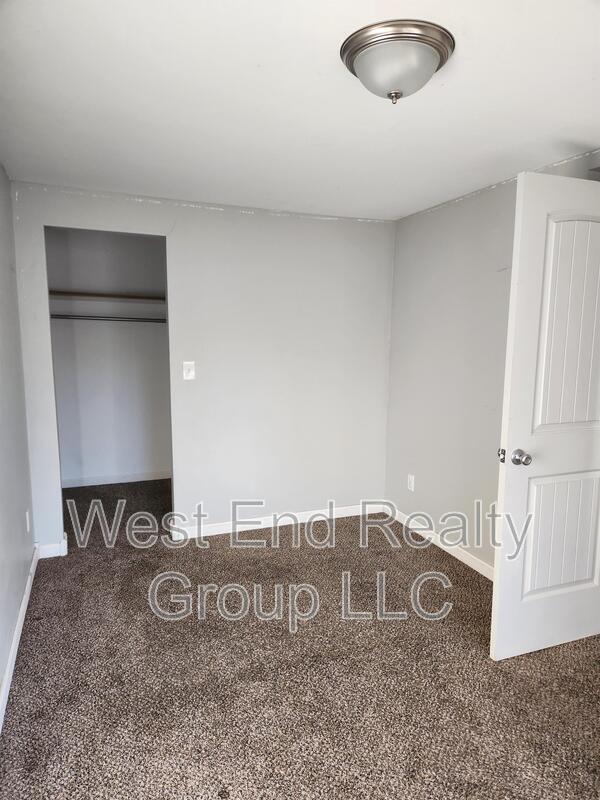 Building Photo - 765 N Colorado Ave