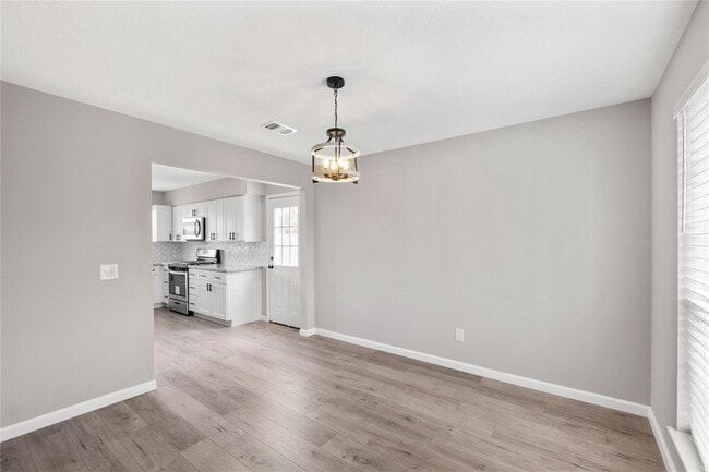 Building Photo - 4523 Waterfall Way