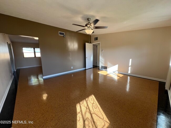 Building Photo - 11356 Renne Dr