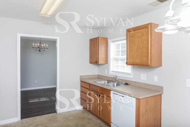 Building Photo - The Lifestyle You Deserve.