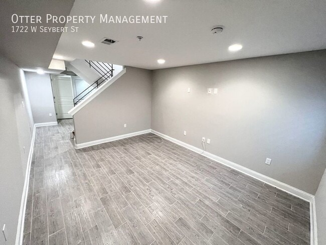 Building Photo - 1722 W Seybert St