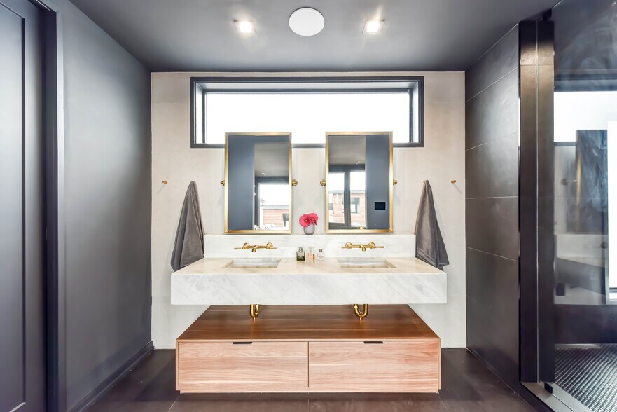 Building Photo - 1349 Randolph St NW