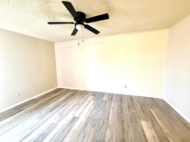 Building Photo - 801 M St NW