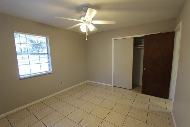 Building Photo - 1530 Pullen Rd