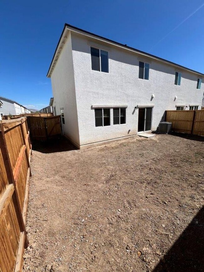 Building Photo - Brand New Three Bedroom Spanish Springs...