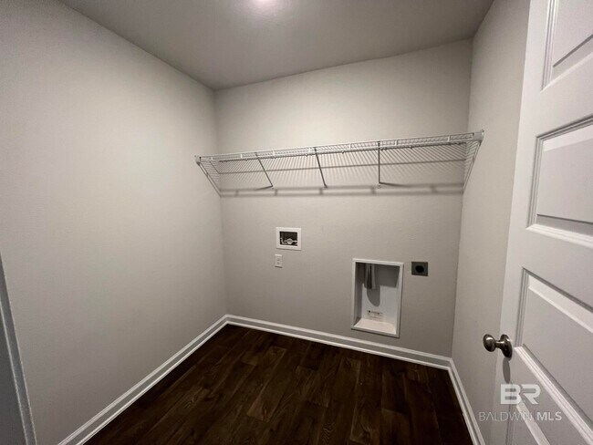 Building Photo - 10685 Northern Dancer Ct